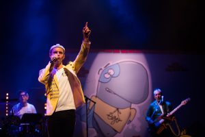 EGO LE CACHALOT PREND LE LARGE